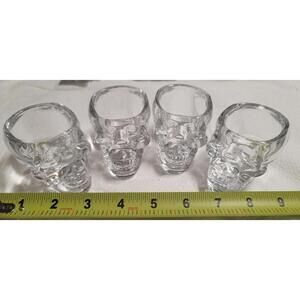 Set Of 4 Studio Crystal Skull Shot Glasses 2 Oz - New w/o Box